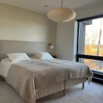 Unique Lakehouse Valo