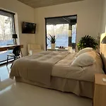 Unique Lakehouse Valo Villa *