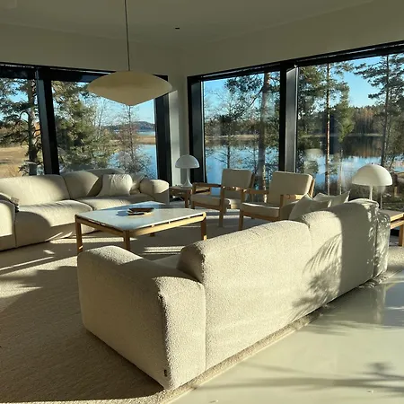 Unique Lakehouse Valo 别墅 *