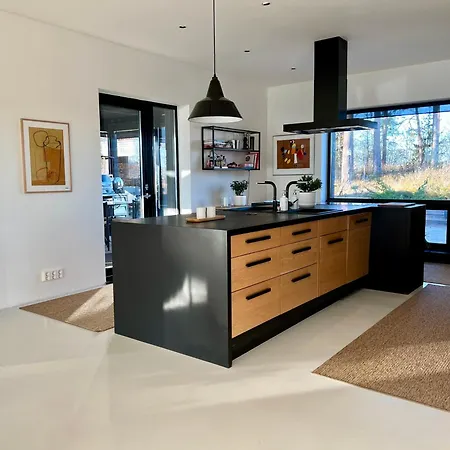 Unique Lakehouse Valo *