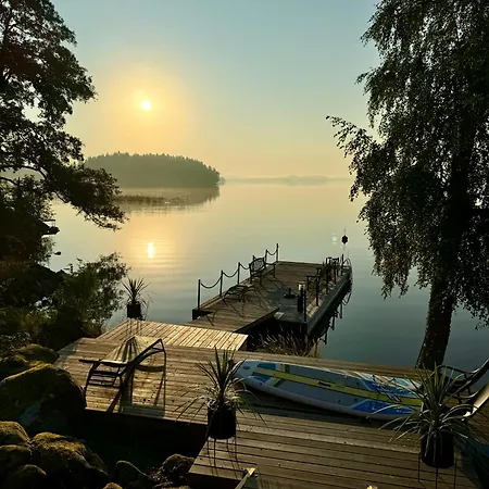 Villa Unique Lakehouse Valo *